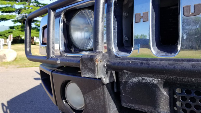 Illustration for article titled My $500 Postal Jeep Got Rammed By A Hummer H2 And Somehow I'm Still Alive